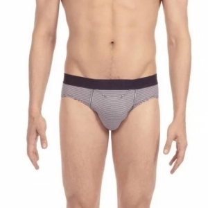 simon navy streep