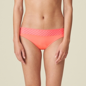 yohji tropicana
