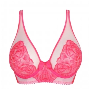 belgravia blogger pink