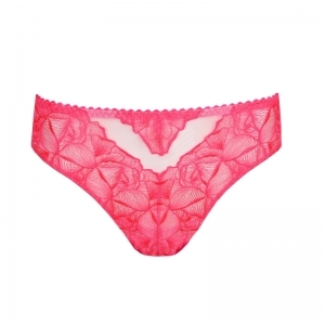 belgravia blogger pink