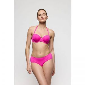 Tom influencer pink