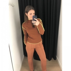 Travel-Tw terracotta