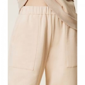 traveltw light tan