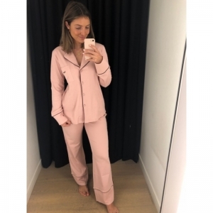 traveltw roze