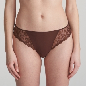 serena chestnut