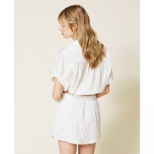 twbeach white