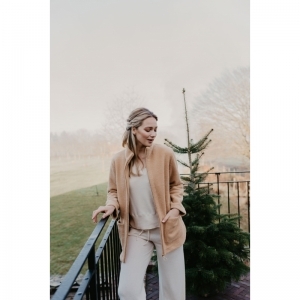Ellie bronze