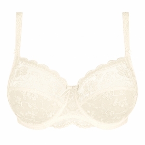 Cleo creamy