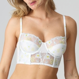 chen white yacht
