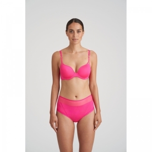 tahar blogger pink