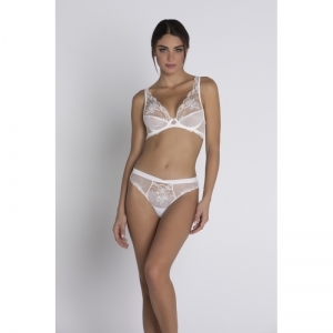 source beaute ecru nacre