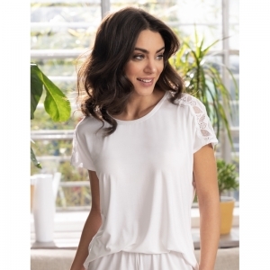 stricto sensuelle blanc