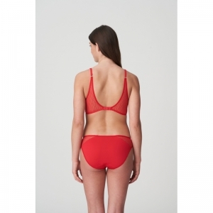 tanzara scarlet