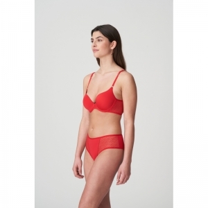 tanzara scarlet