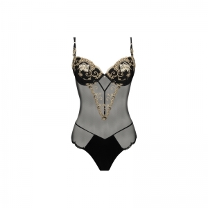 deesse en glam or glamour
