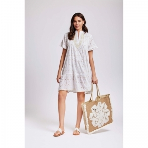 ibiza chic ofwhite