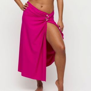 uvita deep magenta